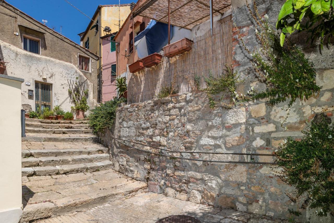Un Pezzo Di Storia Vicino Al Mare Apartment Rosignano Marittimo Exterior photo